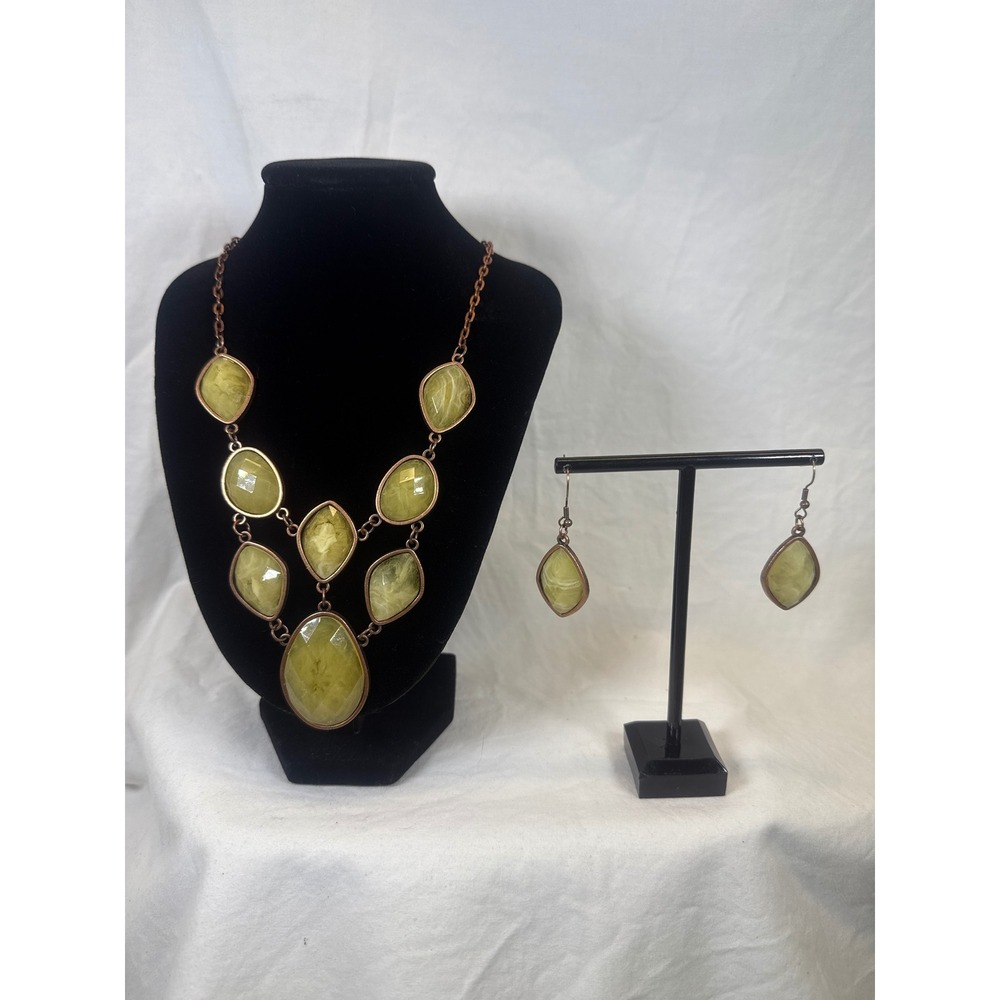 Boho Lime Green Marbled Resin Bib Necklace and Drop Earrings Set Copper Tone
